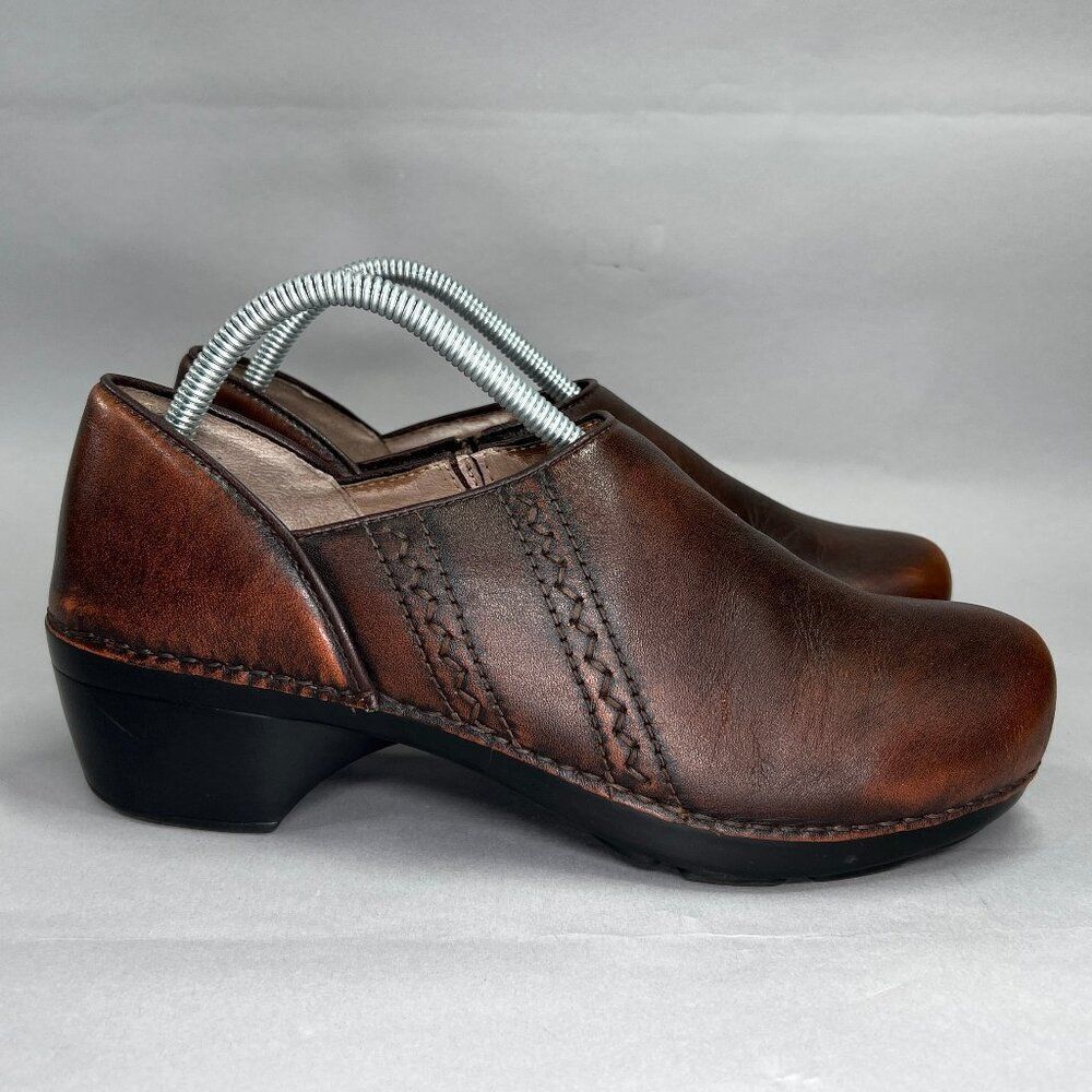 Dansko Sienna Clogs Women's Size 11 Brown Leather Professional Slip On Shoes